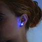 Brincos Luminosos em Formato de Coroa com Luzes Coloridas